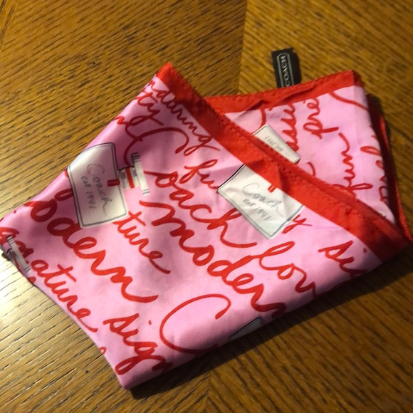 Coach Scarf - Picture 9 of 12